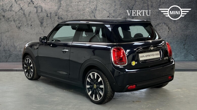 MINI Hatchback 1.5 Cooper Exclusive II 5dr Auto Petrol Hatchback